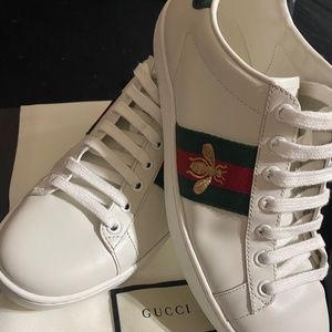 Woman's Gucci Ace Tennis Shoes size 37.5